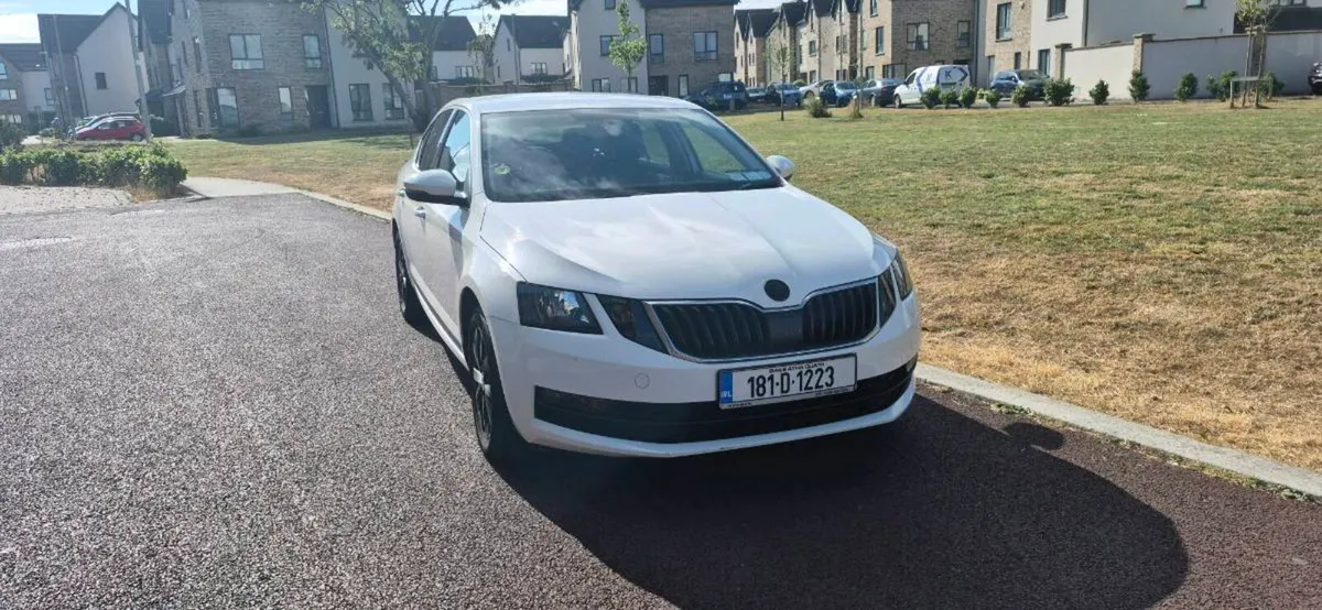 Skoda Octavia 2018, Low mileage, 1 Owner, Auto - Image 1
