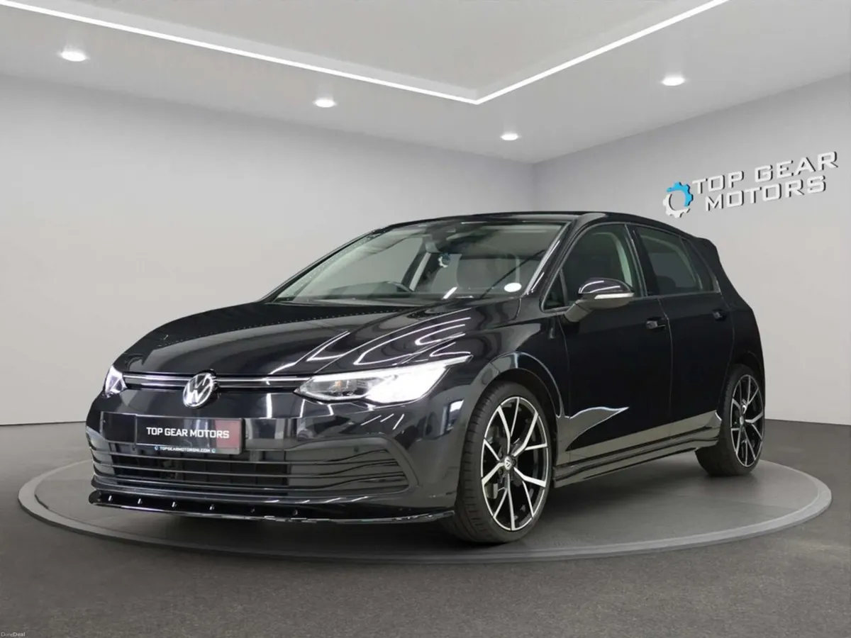 2023 Volkswagen Golf Life 2.0 TDI DSG Automatic - Image 3