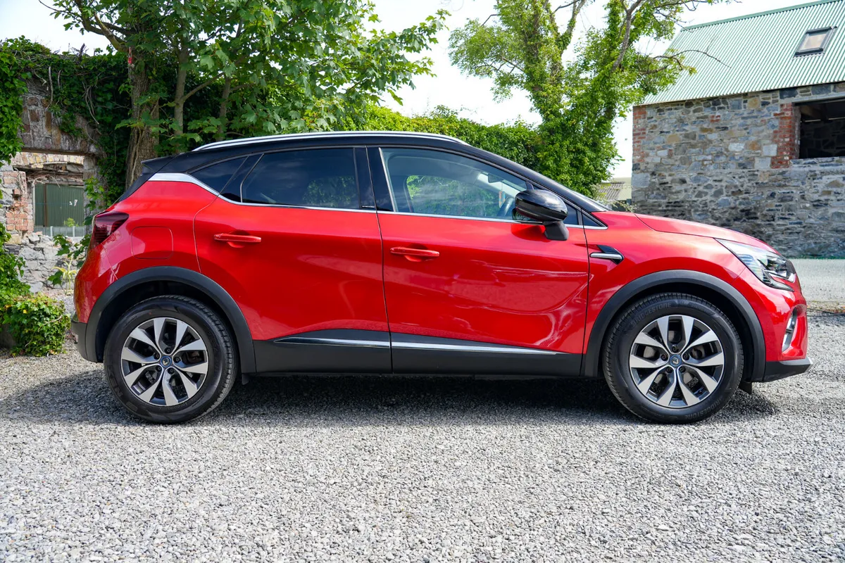 2021 Renault Captur Plug In Hybrid - Image 6