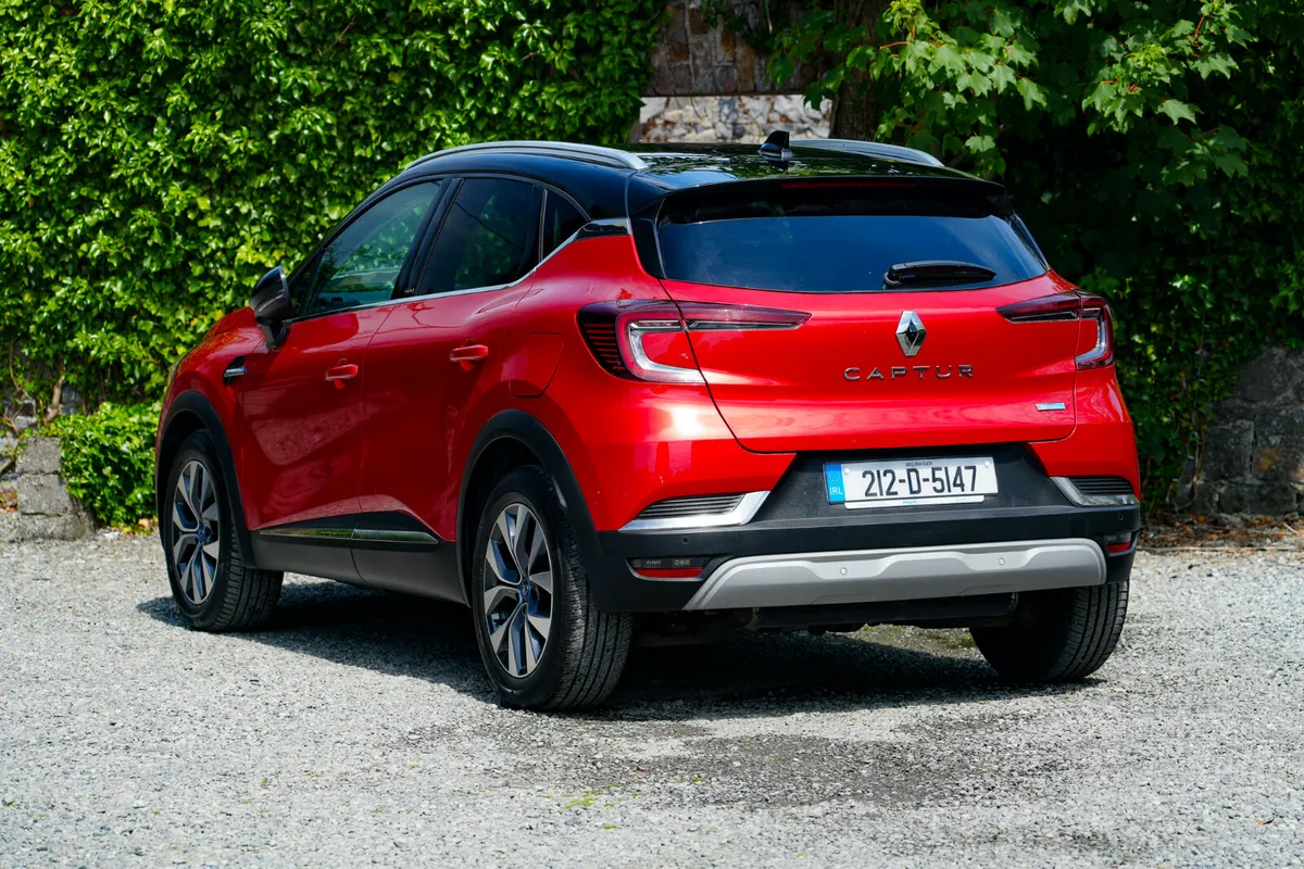 2021 Renault Captur Plug In Hybrid - Image 3