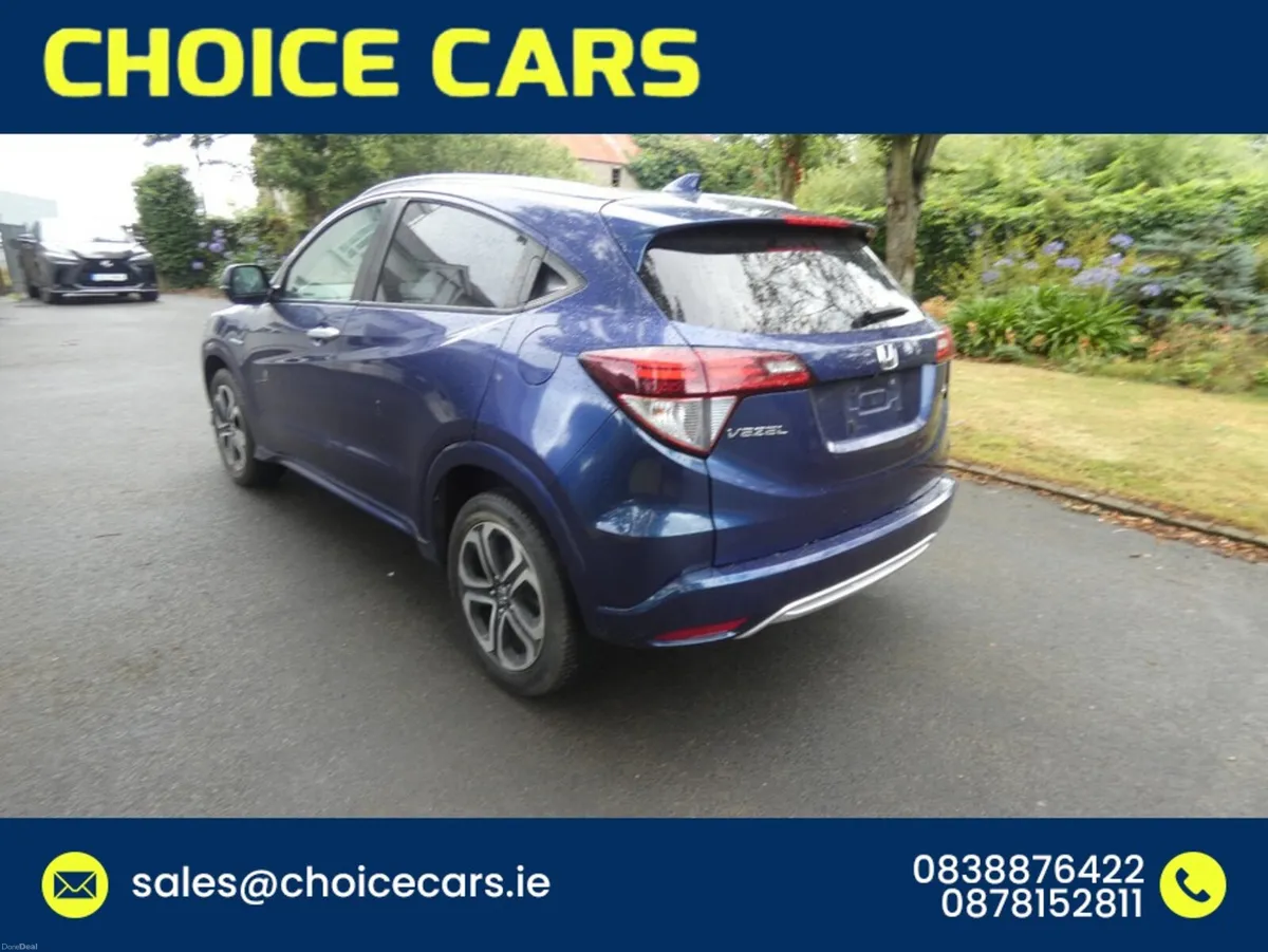 Honda Vezel 1.5 AUTO HYBRID Z SPEC - Image 4