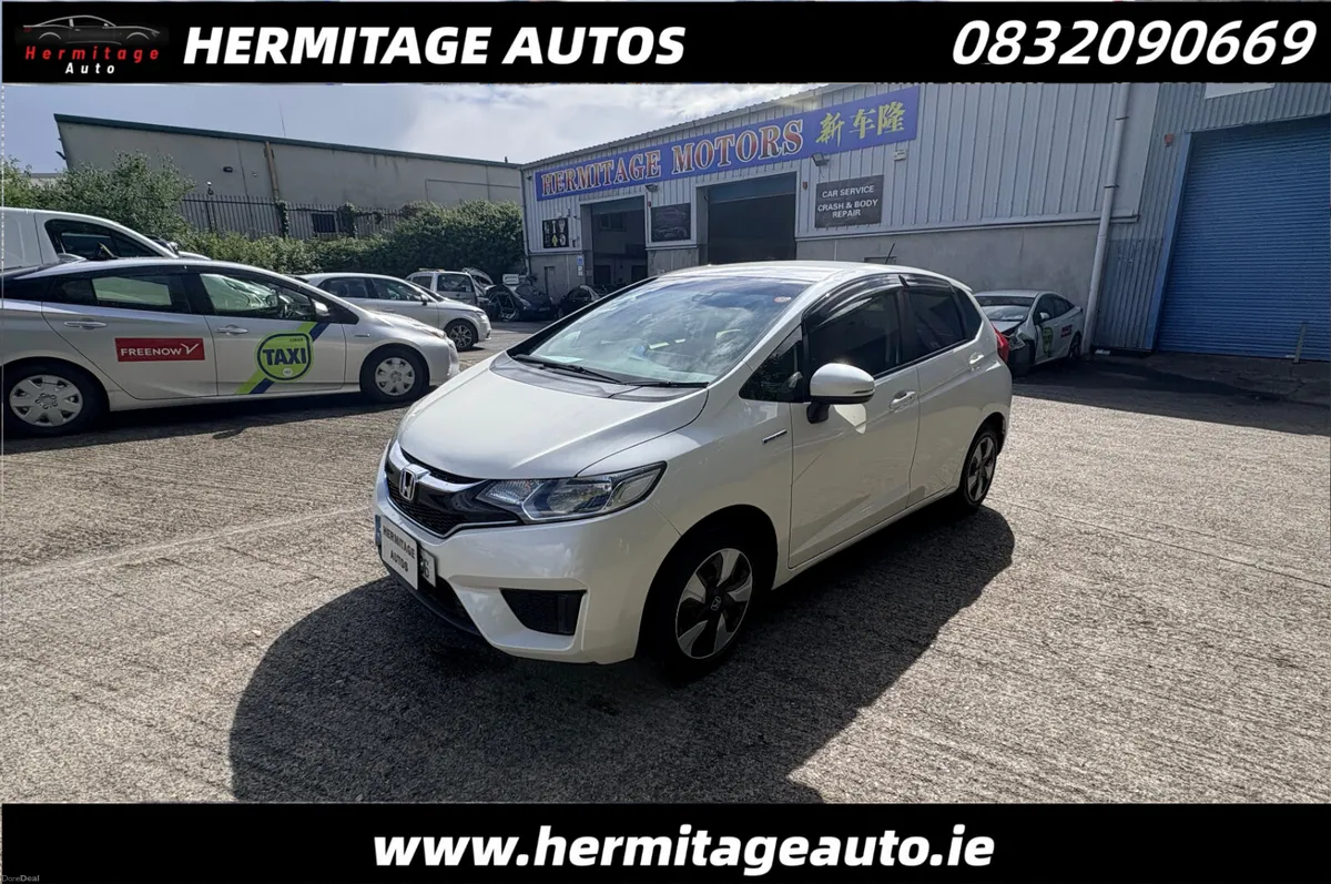 Honda Fit 1.5 Hybrid Petrol 2016 - Image 3