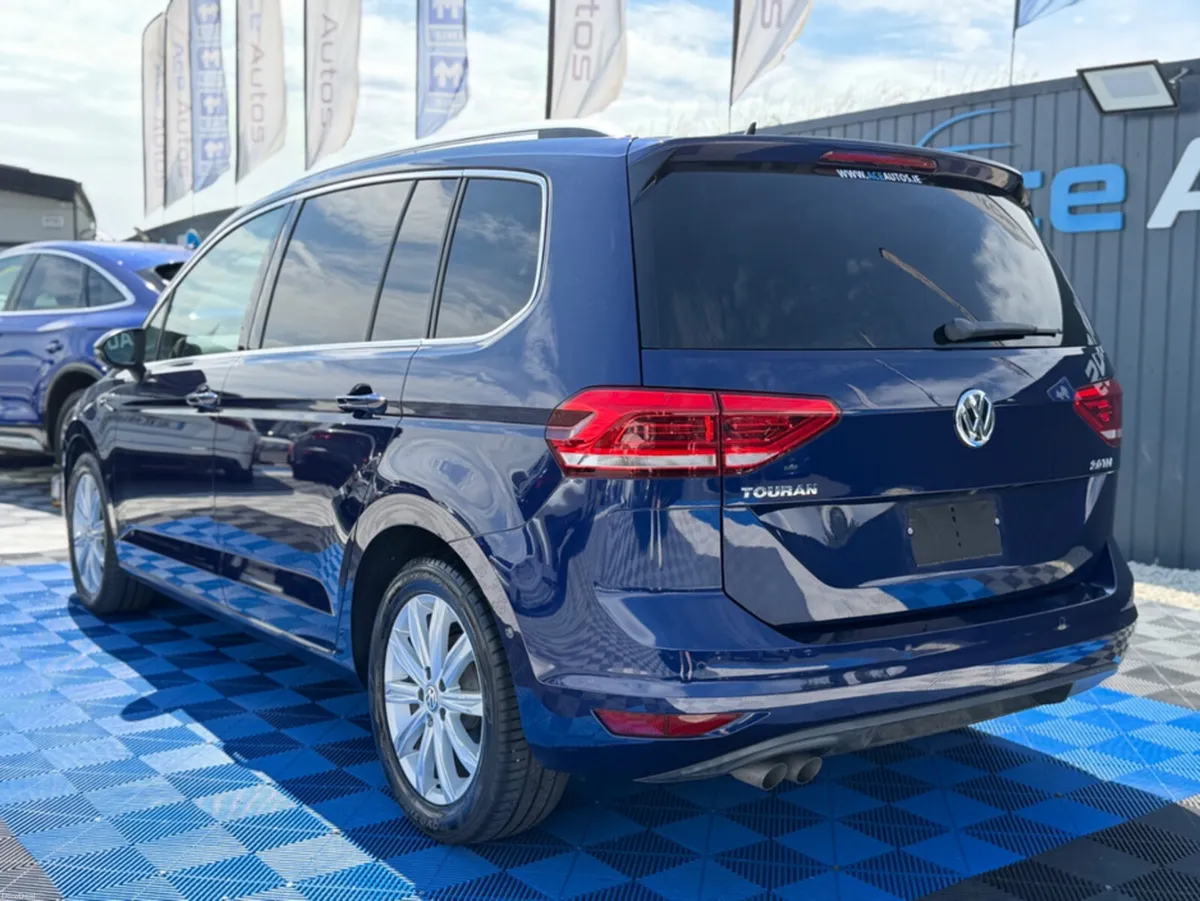 Volkswagen Touran HIGHLINE - 2.0L DIESEL - 7 SEATS - Image 5