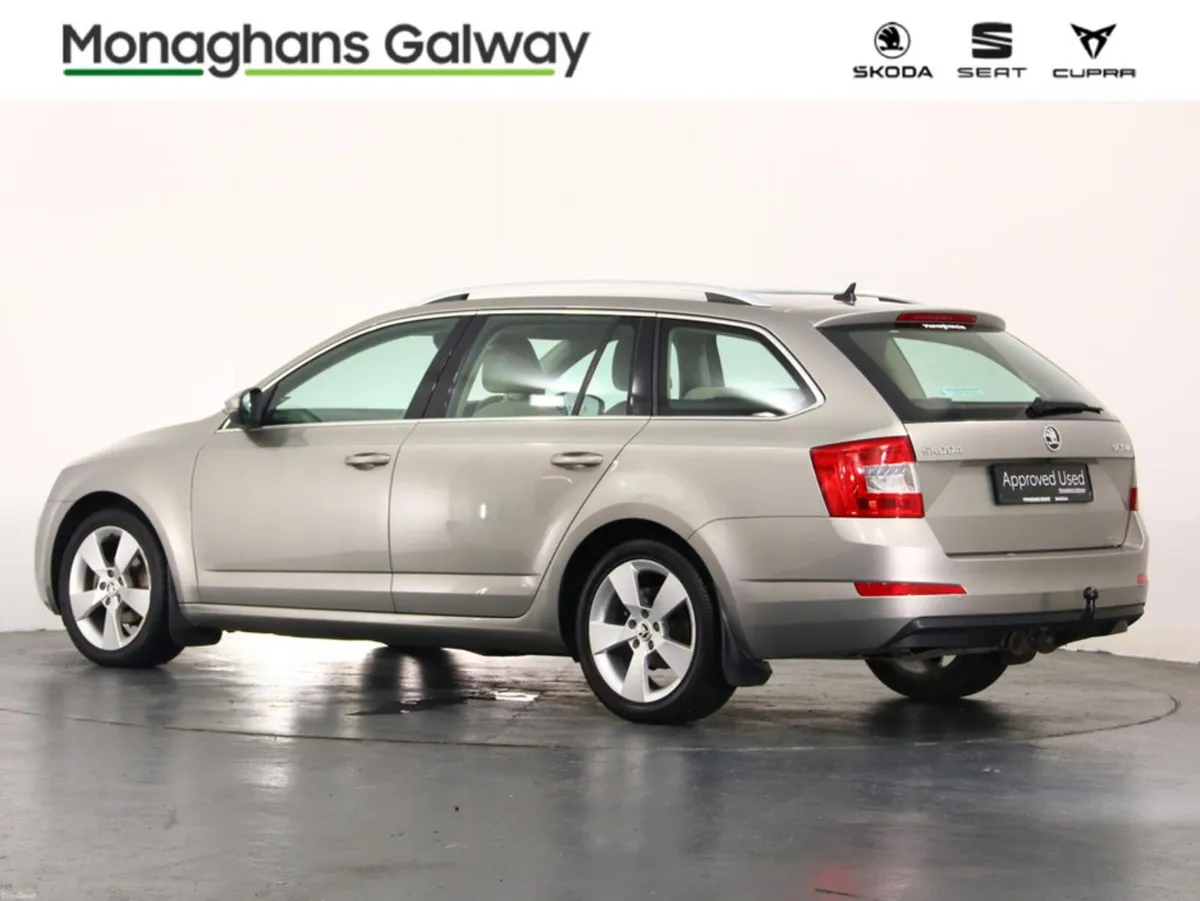 Skoda Octavia 1.6 TDI 110HP DSG 4DR COMBI STYLE - Image 6