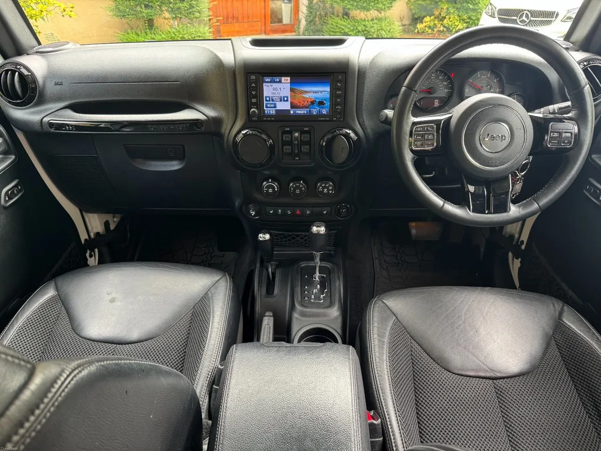 2018 JEEP WRANGLER AUTO NIGHT EDITION NI - Image 4
