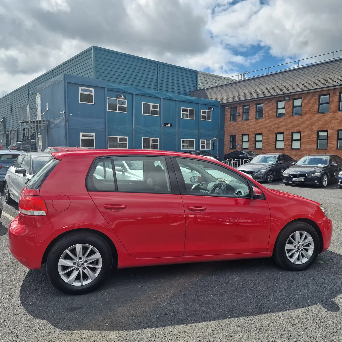 Volkswagen Golf 2009 - Image 4