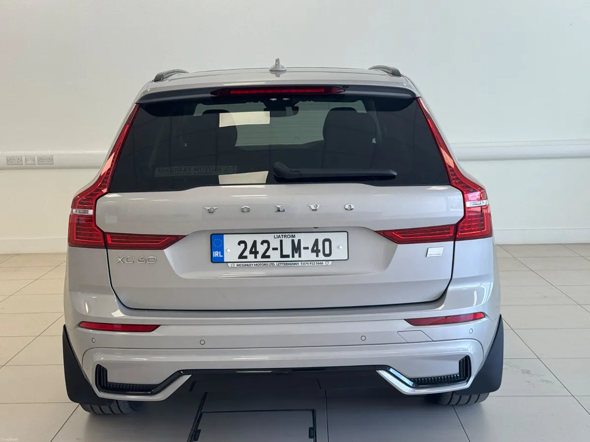Volvo XC60 2024 - Image 3