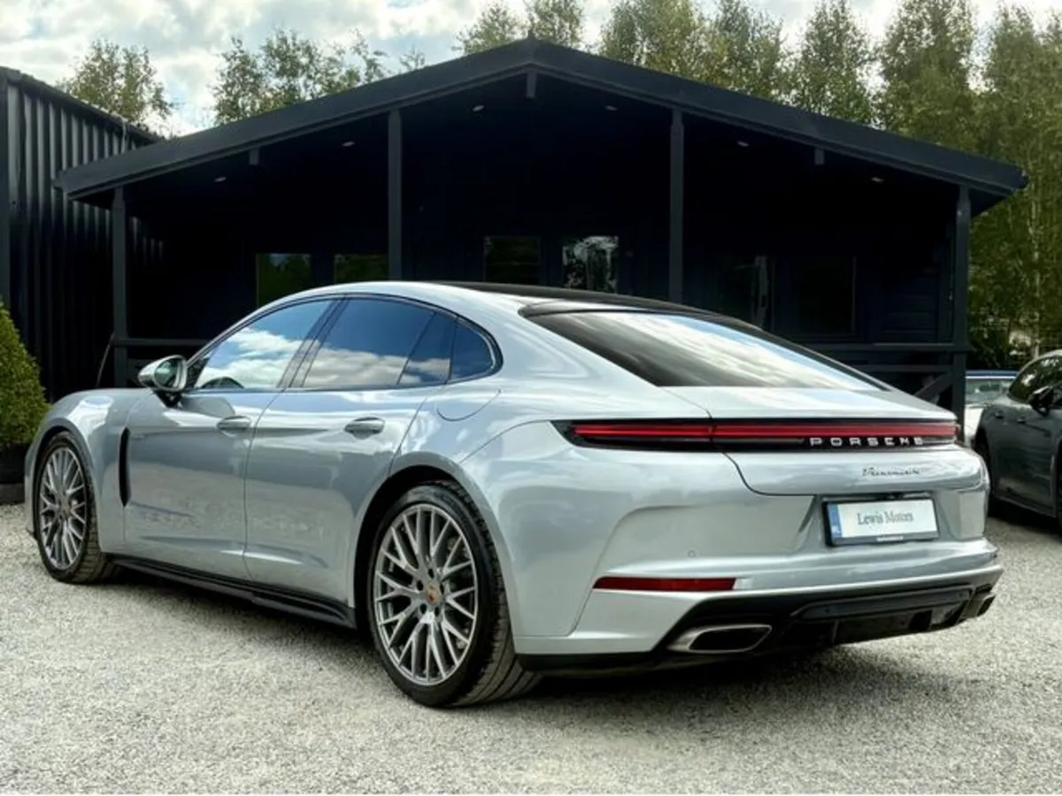 Porsche Panamera 4 PDK - Image 4