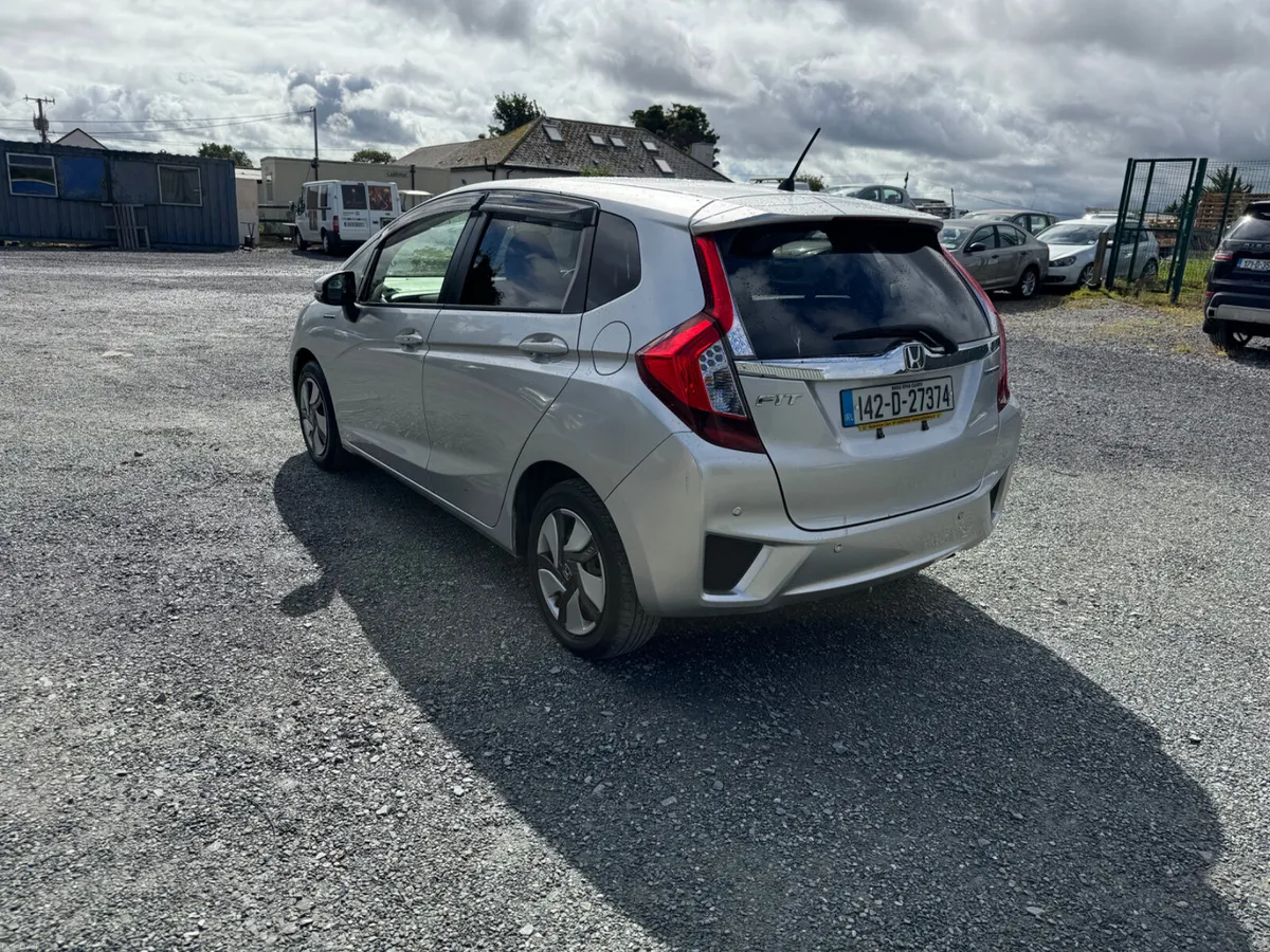 Honda Fit 1.5ltr Hybrid Automatic..NEW NCT - Image 4