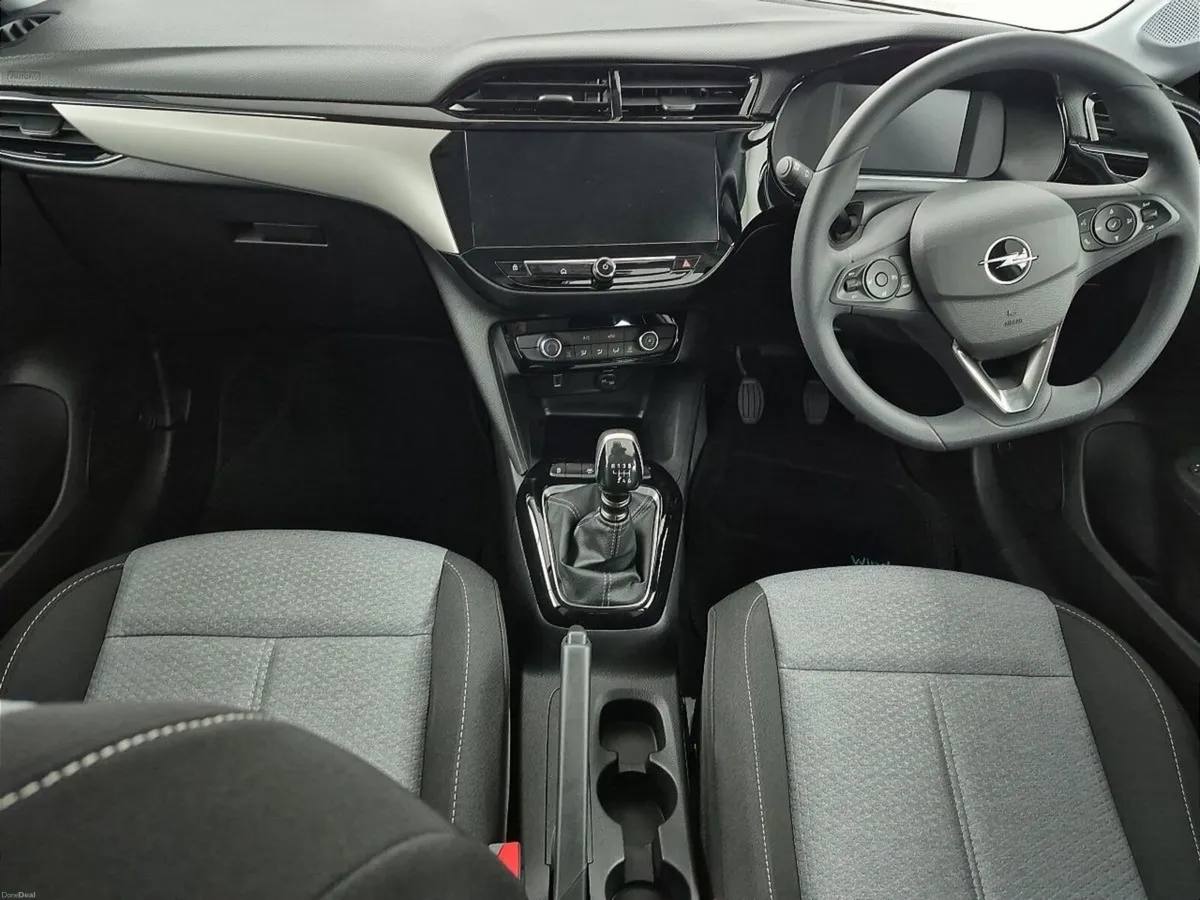 Opel Corsa Elegance 1.2 6 speed 100 bhp - Image 3
