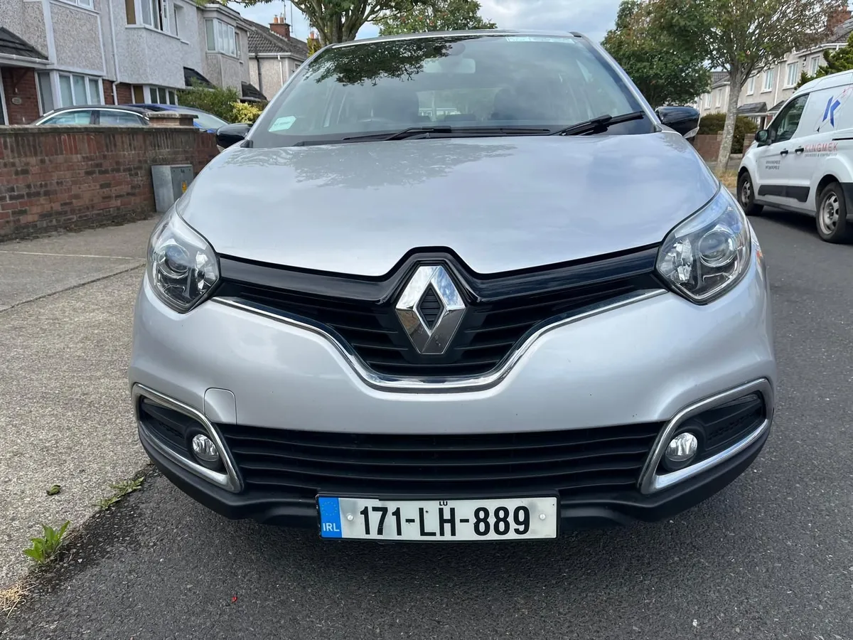 2017 Renault Captur Life 1.5 dCi 90 (EU6) - Image 2