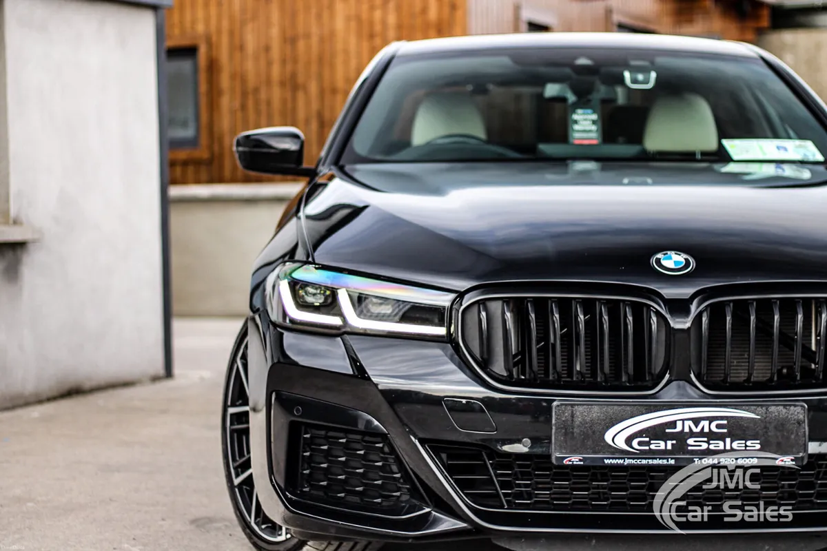 HUGE SPEC 2022 BMW 520D PRO PACK LCI - Image 2