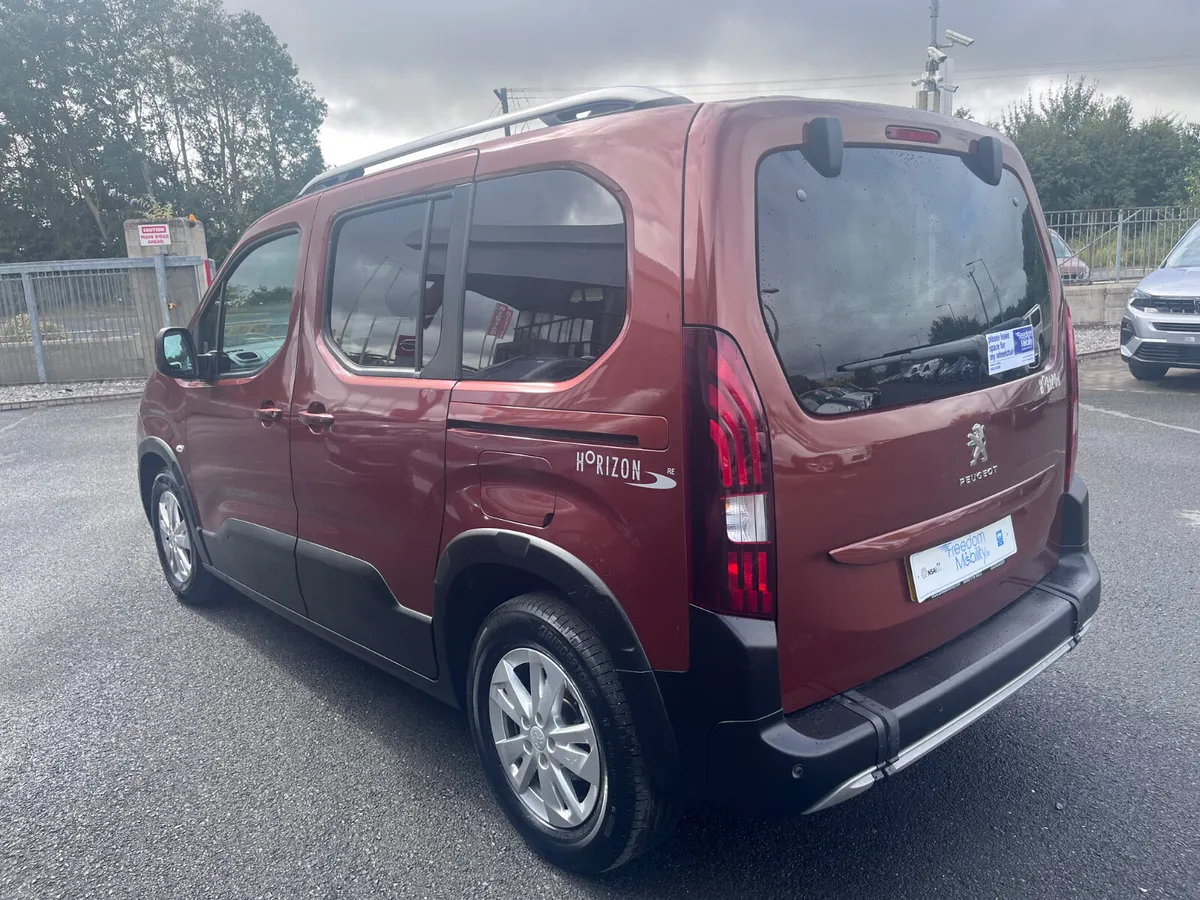 Peugeot Rifter 2019 Wheelchair Access - Image 5