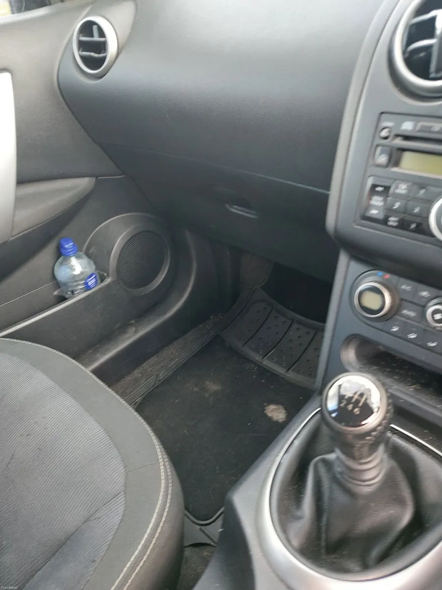 Nissan Qashqai 2010 - Image 5