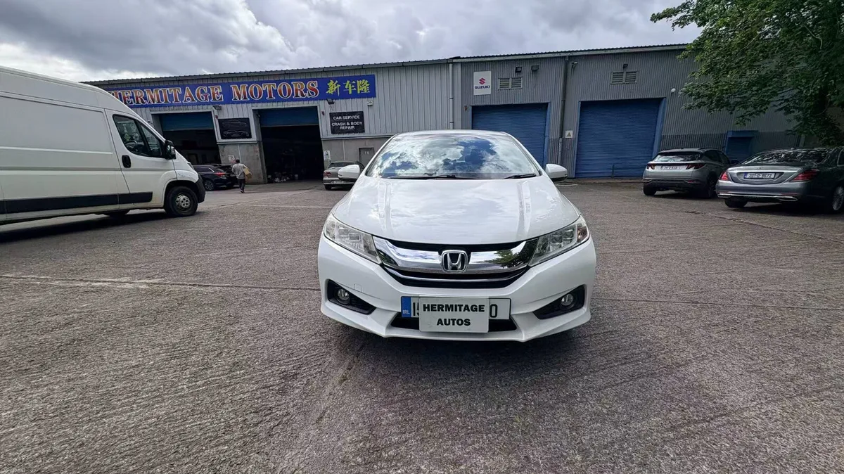 Honda Grace 1.5 Hybrid Petrol Auto 2015 - Image 2