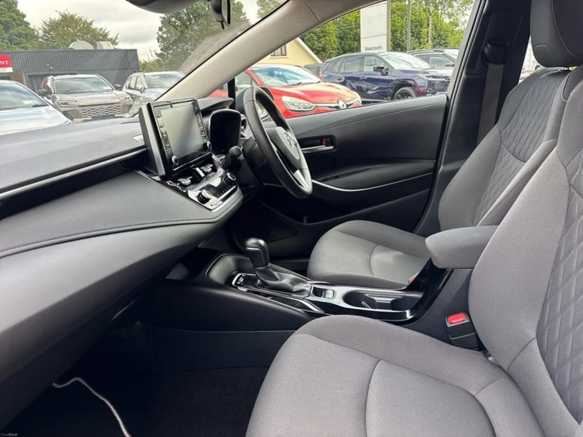 Toyota Corolla LUNA 4DR AUTO HYBRID - Image 6