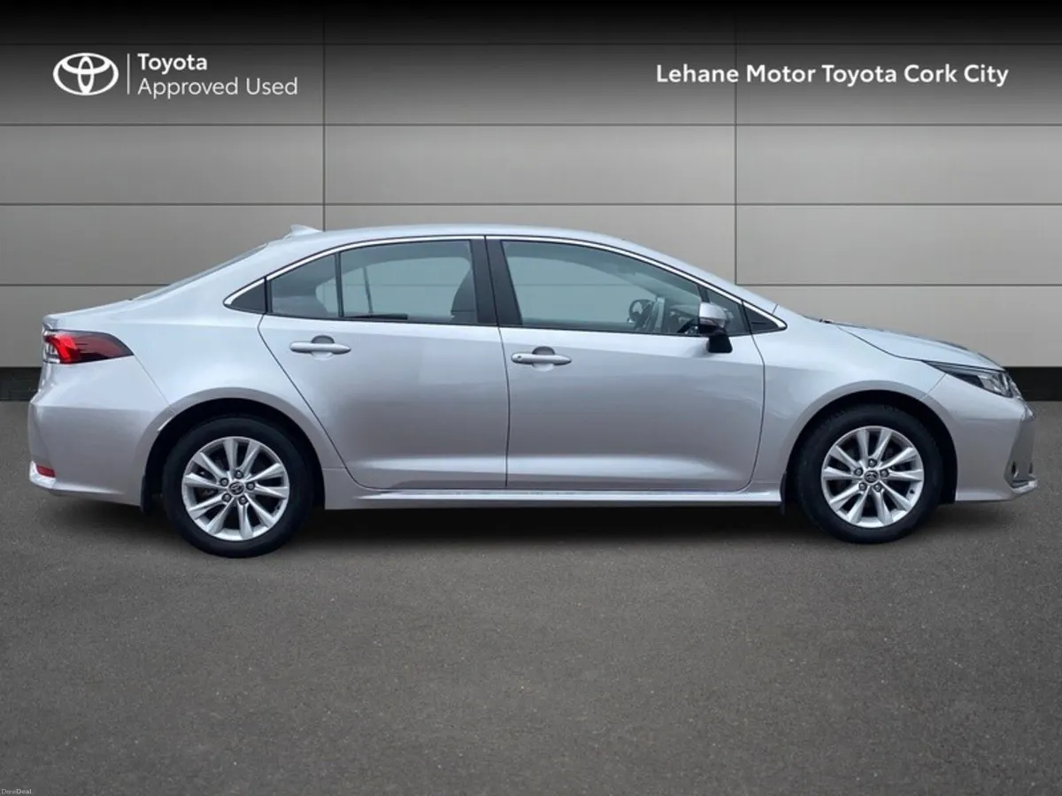 Toyota Corolla COROLLA LUNA SALOON - Image 3