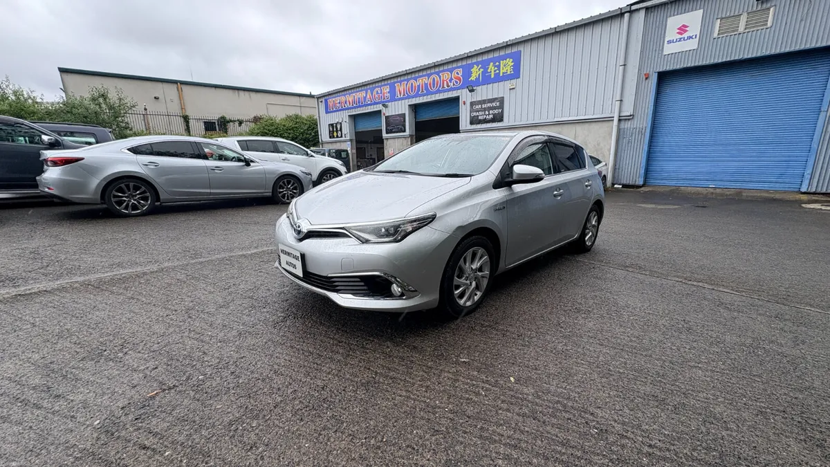 Toyota Auris 1.8 Hybrid 2016 - Image 3