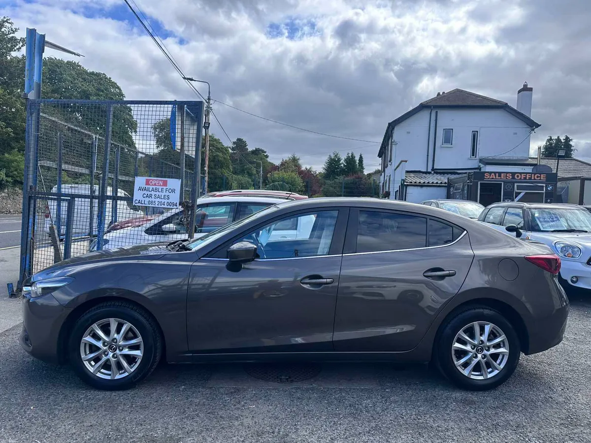 Mazda Mazda3 2018 - Image 3