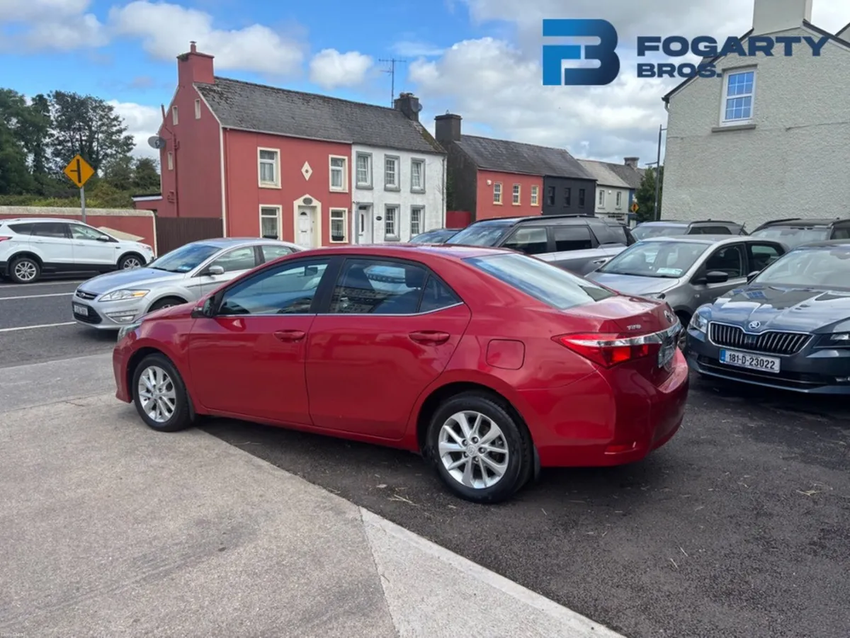 Toyota Corolla 2014, 1.4 D-4D LUNA 4DR - Image 6