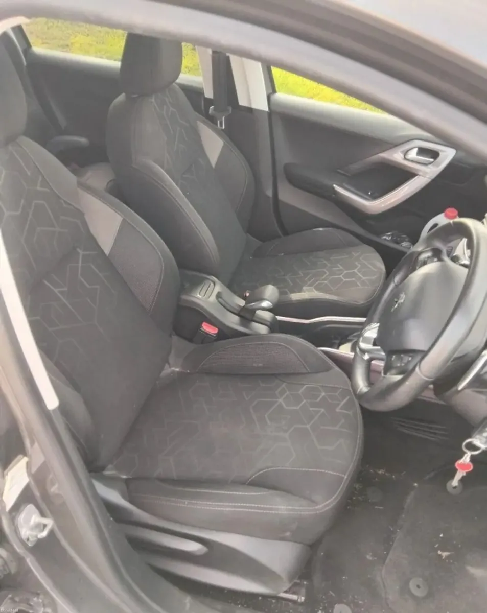 Peugeot 2008 2015 - Image 4