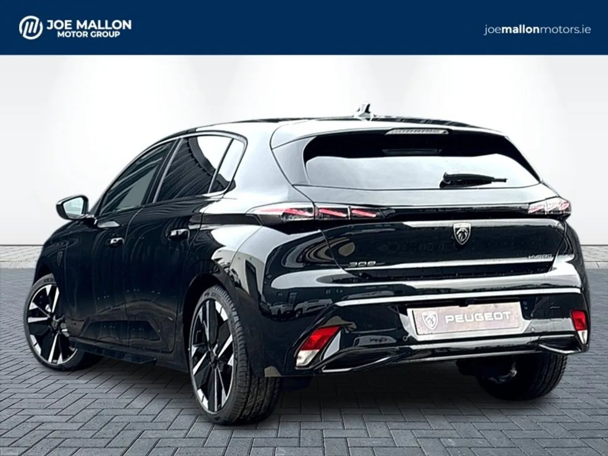 Peugeot 308 GT HYBRID - Image 2