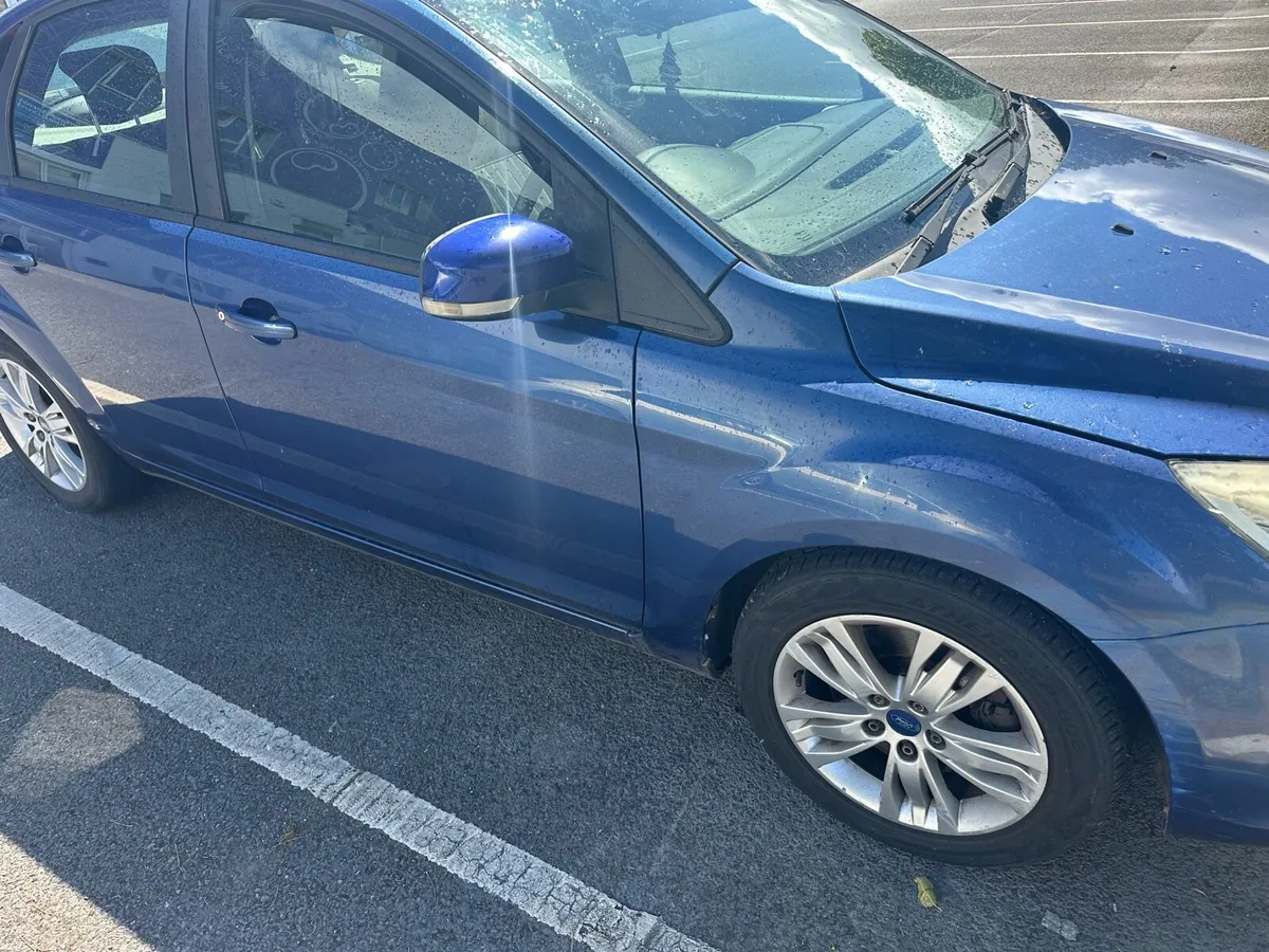 Ford Focus 1.6 diesel hatchback - Image 4