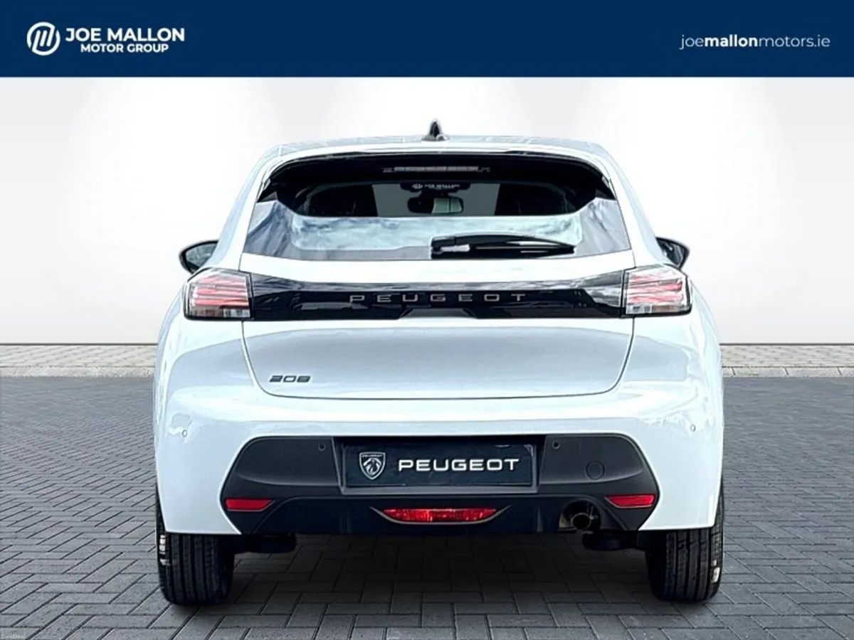 Peugeot 208 All New Style 1.0 Petrol Turbo 100HP 6 - Image 5