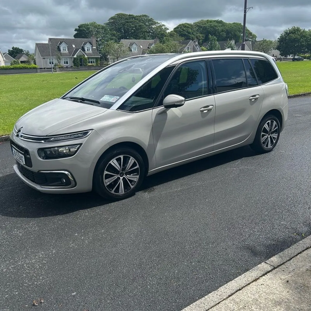 Citroen C4 Grand Picasso - Image 2