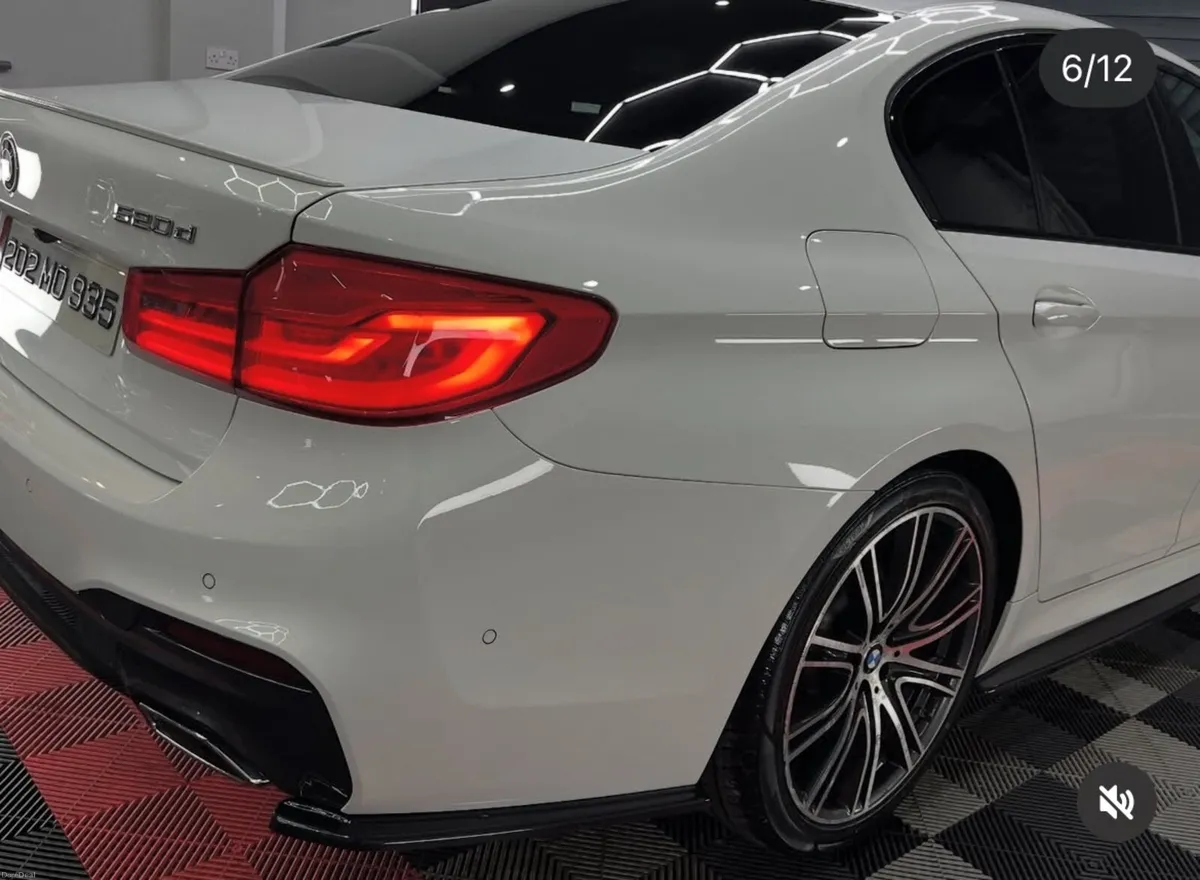 BMW 5-Series 2020 - Image 6