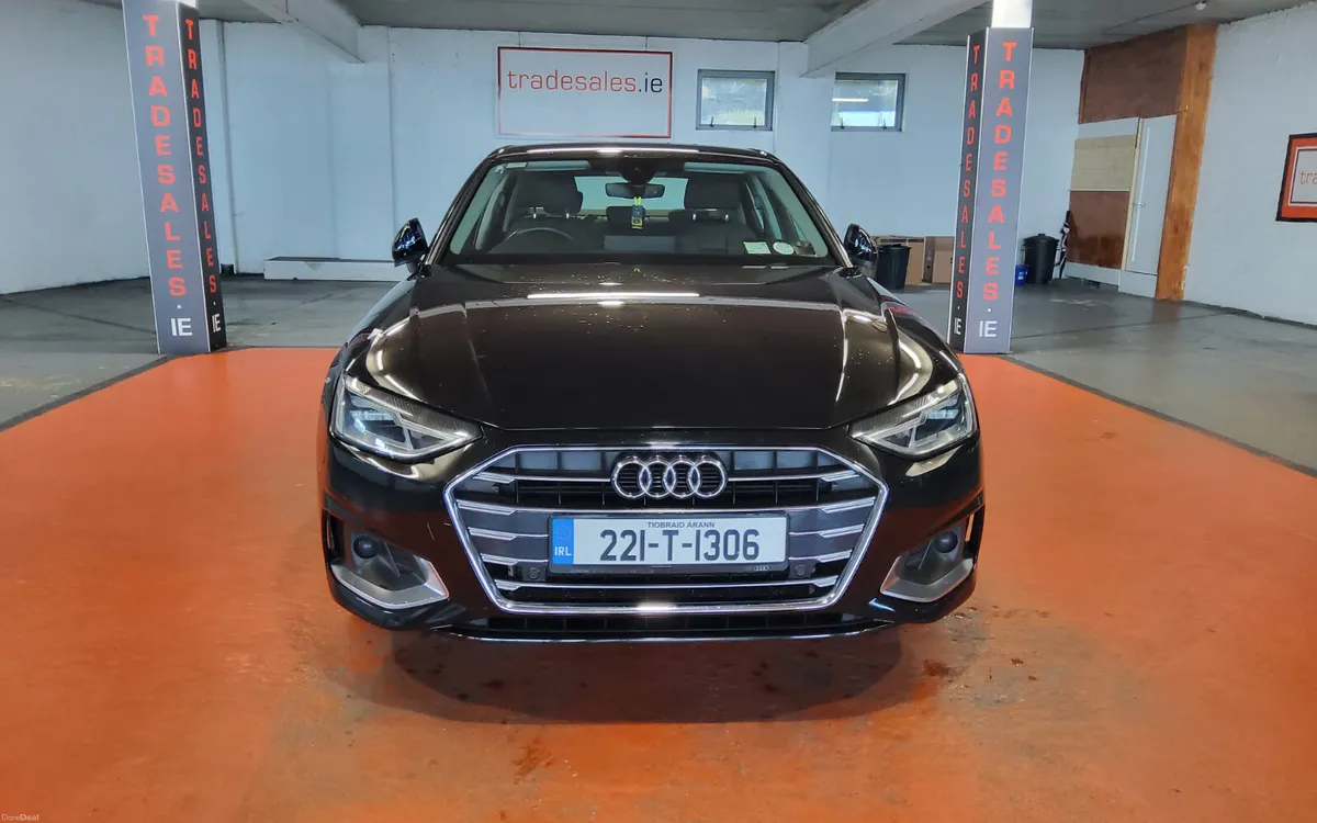 Audi A4 2022 - Image 2