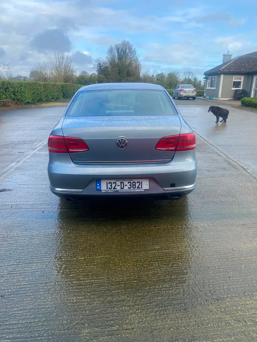 Volkswagen Passat - Image 4