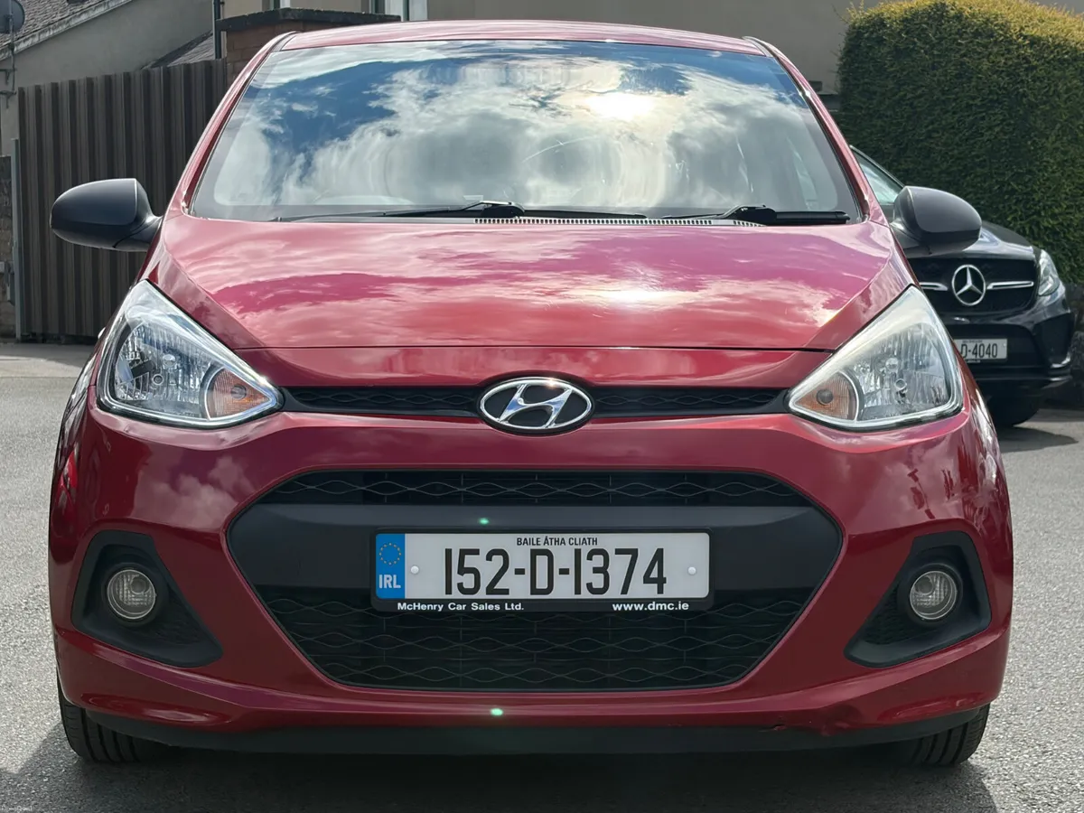 152 Hyundai i10 *Tiny Kilometres* - Image 2