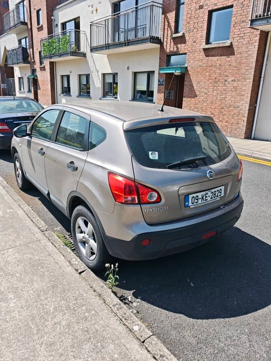 Nissan Qashqai 2009 - Image 2