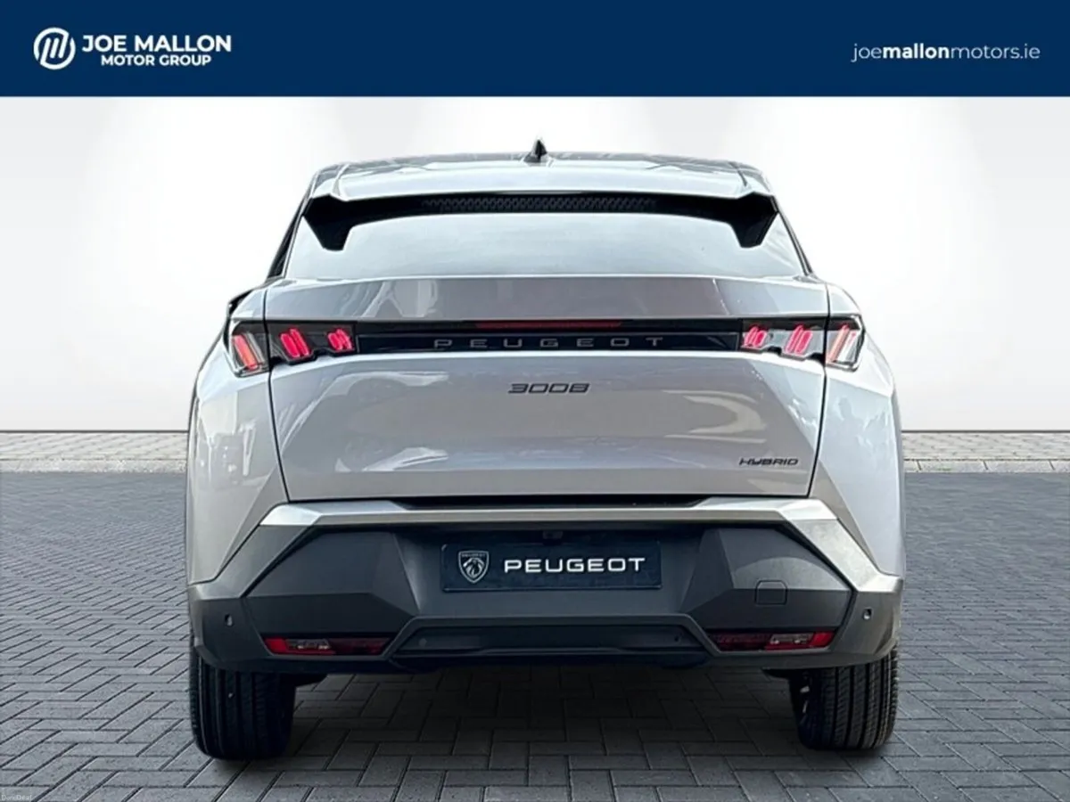 Peugeot 3008 1.2 MHEV 145bhp eDCS6 Allure - Image 5