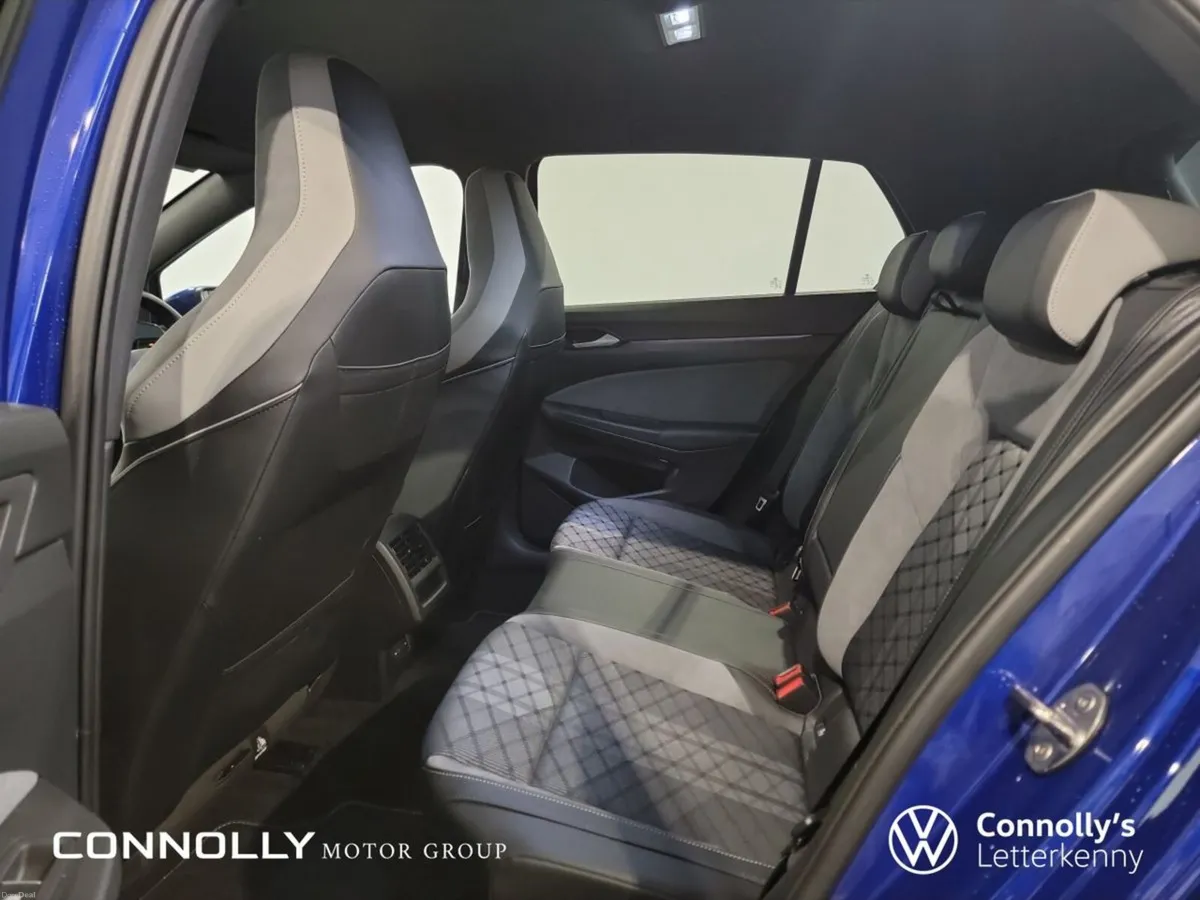 Volkswagen Golf R-Line 1.5 TSI 130BHP *HUGE SPEC* - Image 6