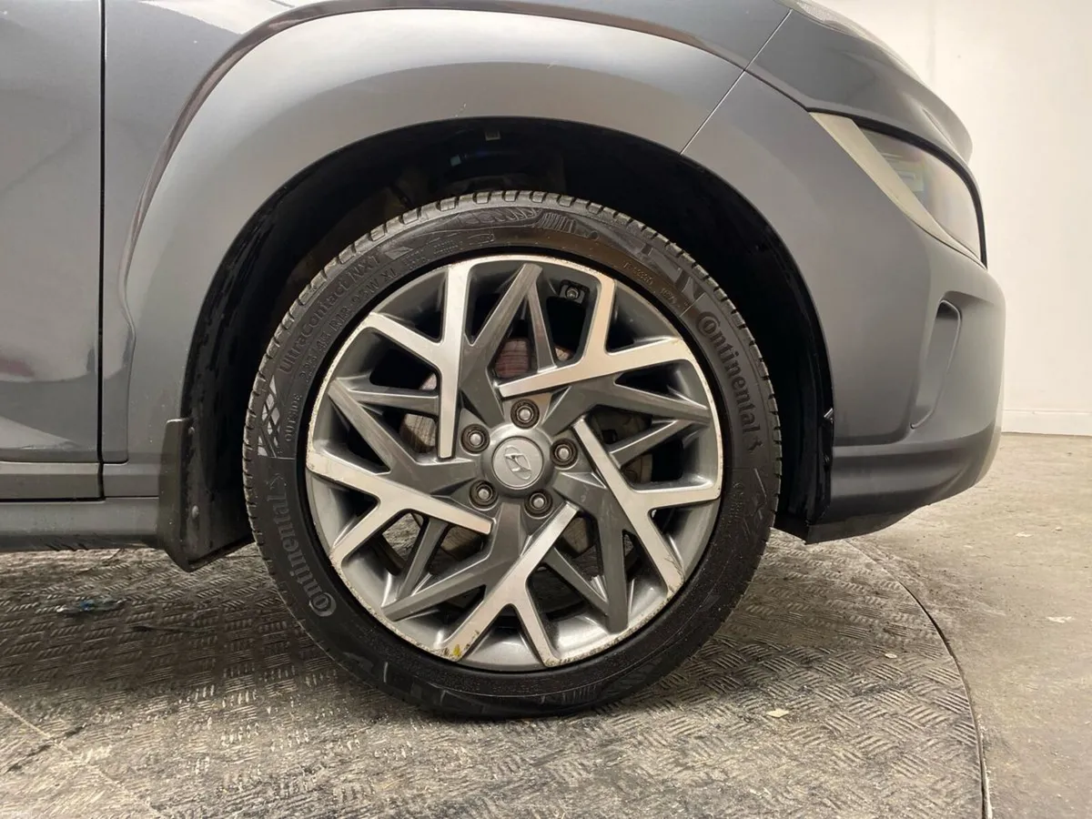 Hyundai KONA 1.6 HYBRID Executive Auto - Image 5