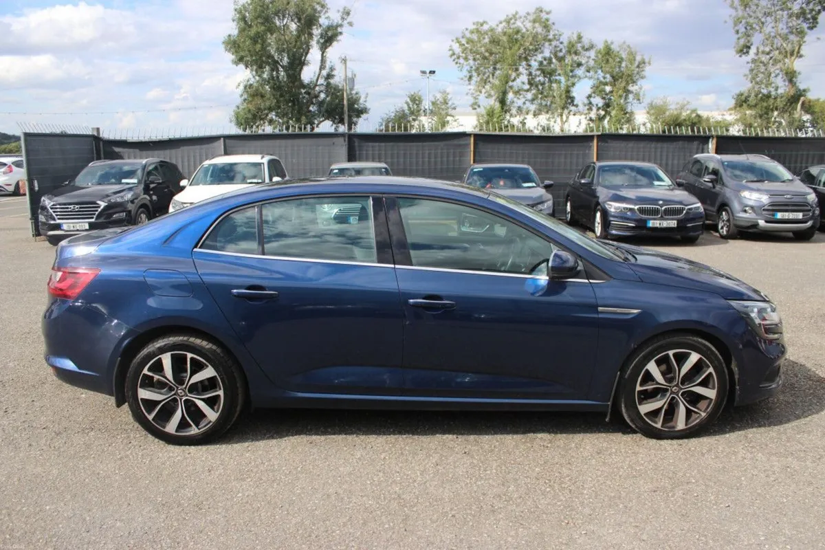 Renault Megane 1.5 Blue dCi 115 Iconic - TENDER 8 - Image 2