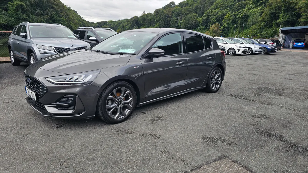 Ford Focus 2024 ST LINE 1.0 - Image 1