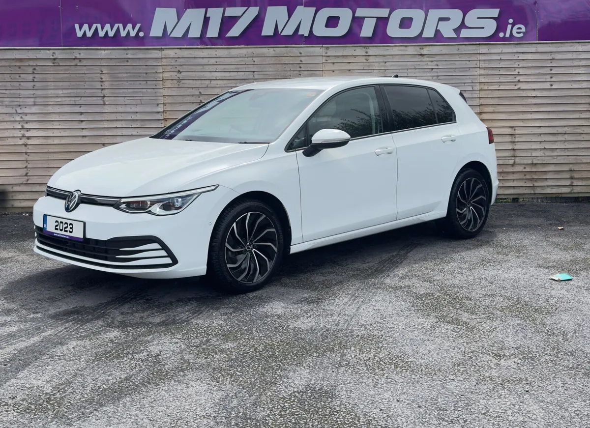 2023 VW Golf, 2.0Auto, Platinum Edition - Image 1