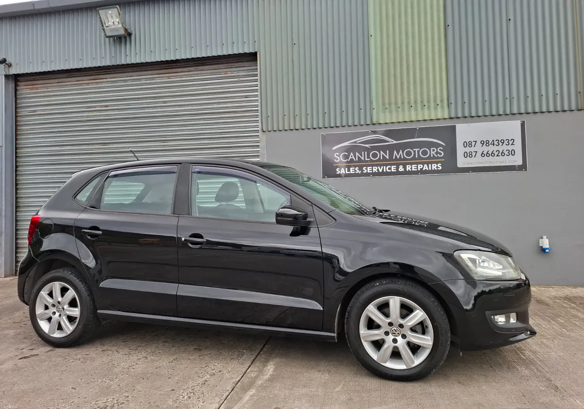 141 VOLKSWAGEN POLO 1.2 AUTOMATIC - Image 1