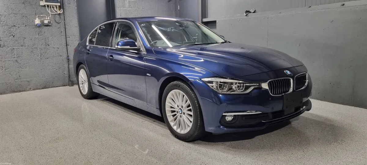 2018 BMW 320d Luxury Automatic  78,000km  Metallic - Image 2