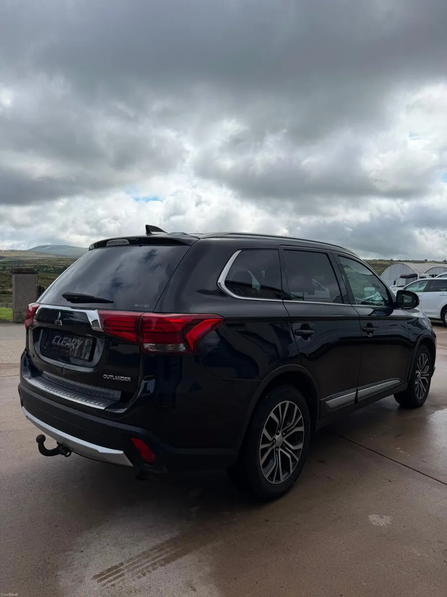Mitsubishi Outlander 2018, 79k - Image 3