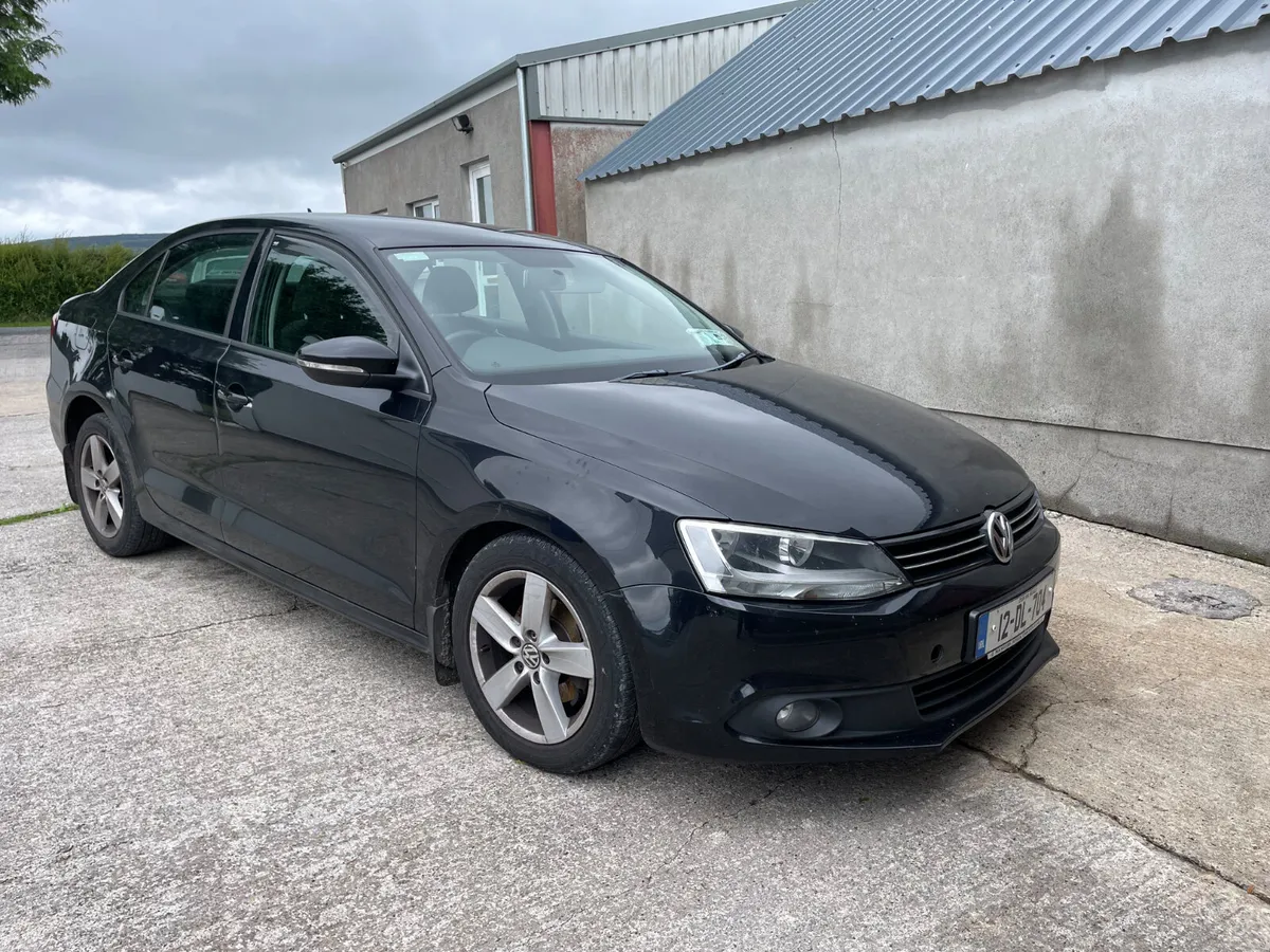 Volkswagen Jetta 2012 1.6 diesel nct 3/27 tax 9/26 - Image 3