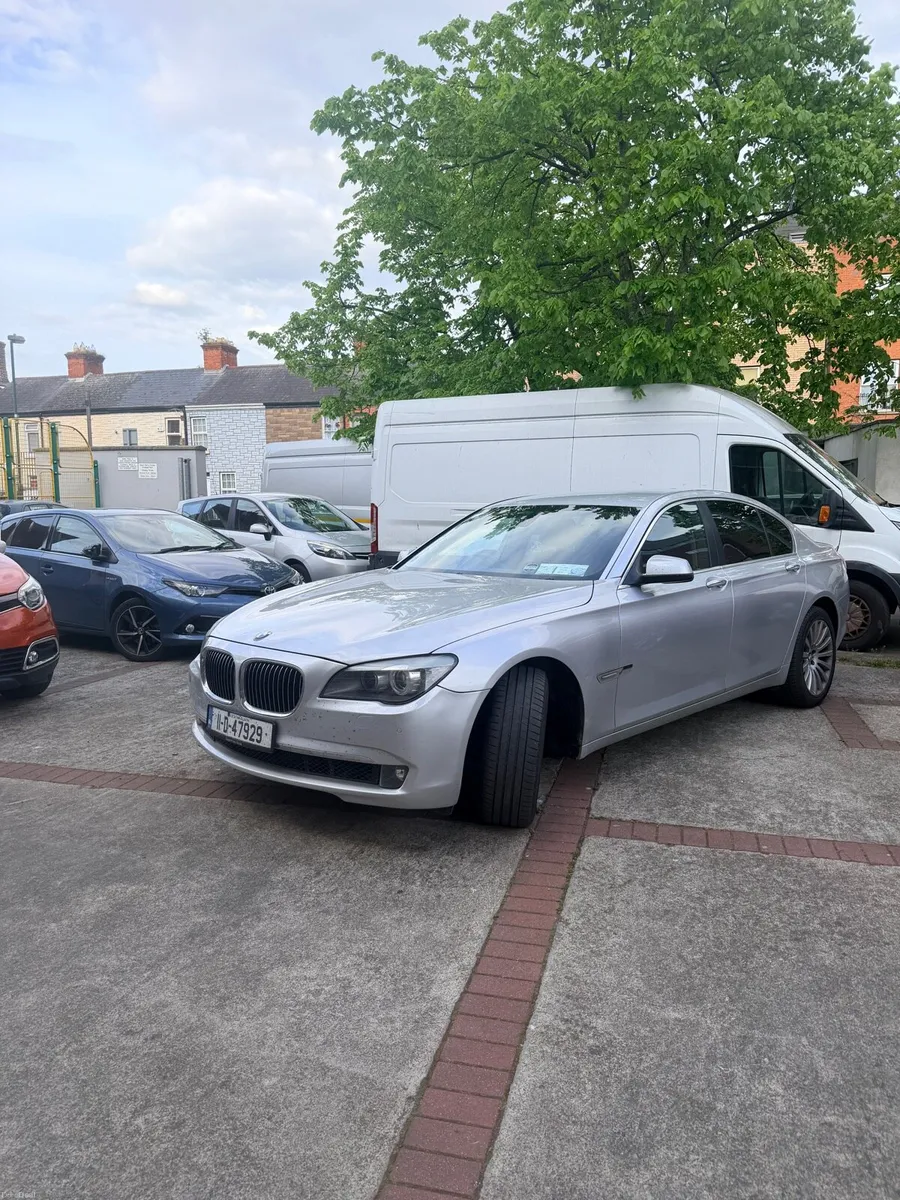 Bmw 730d - Image 2
