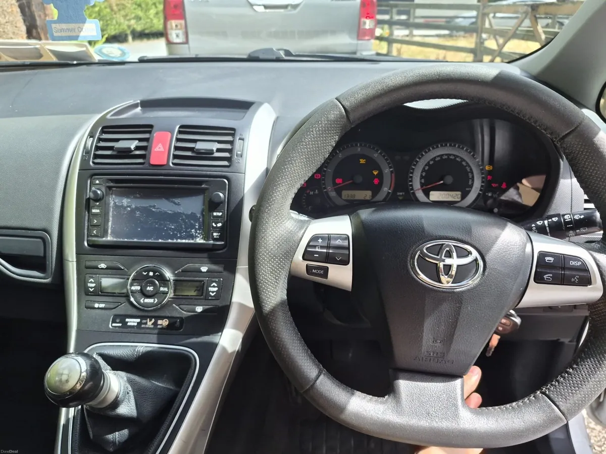 Toyota Auris - Image 4