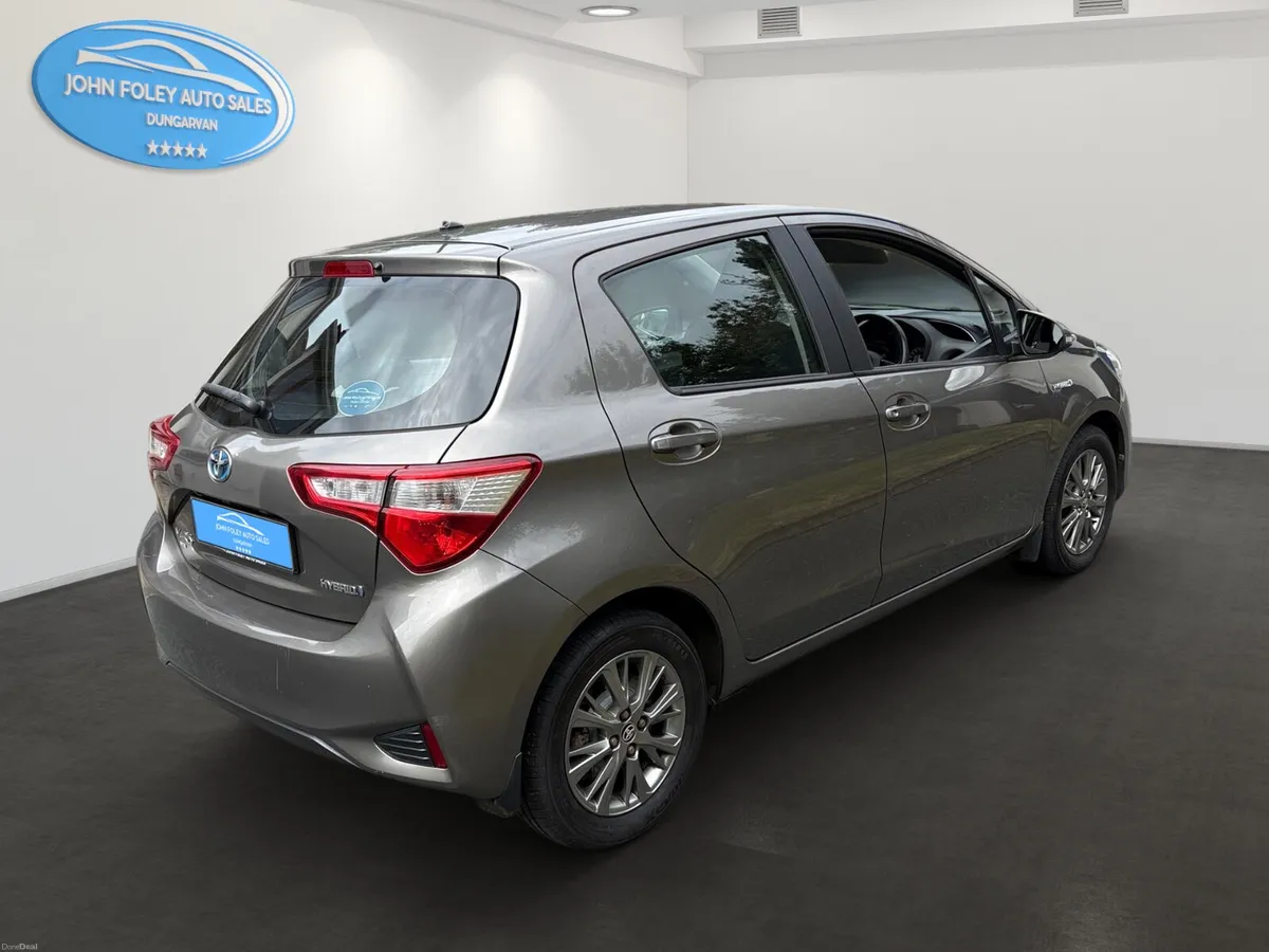 181-Toyota -Yaris -1.5-Luna -Hybrid -Automatic - Image 3