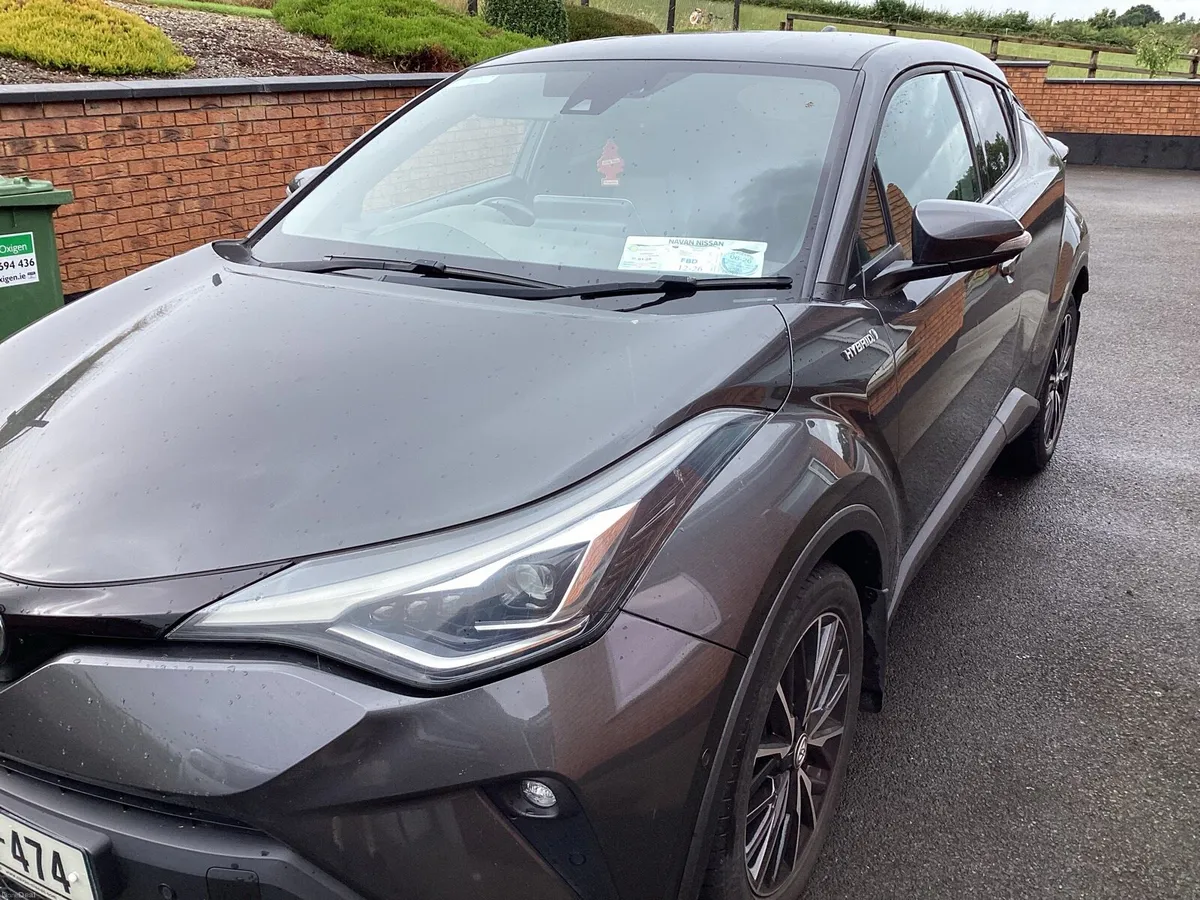 Toyota C-HR Sol - Image 1