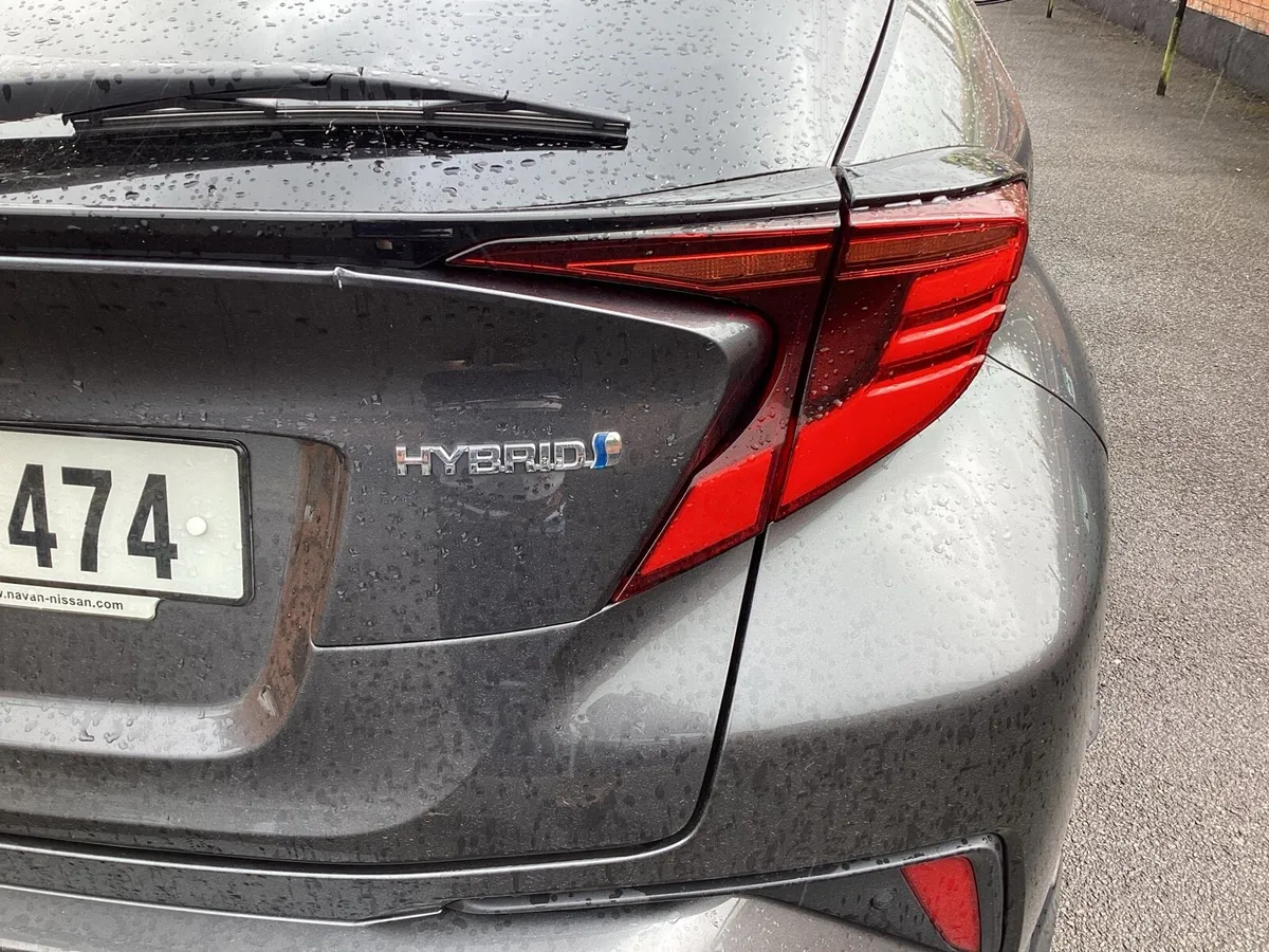 Toyota C-HR Sol - Image 5