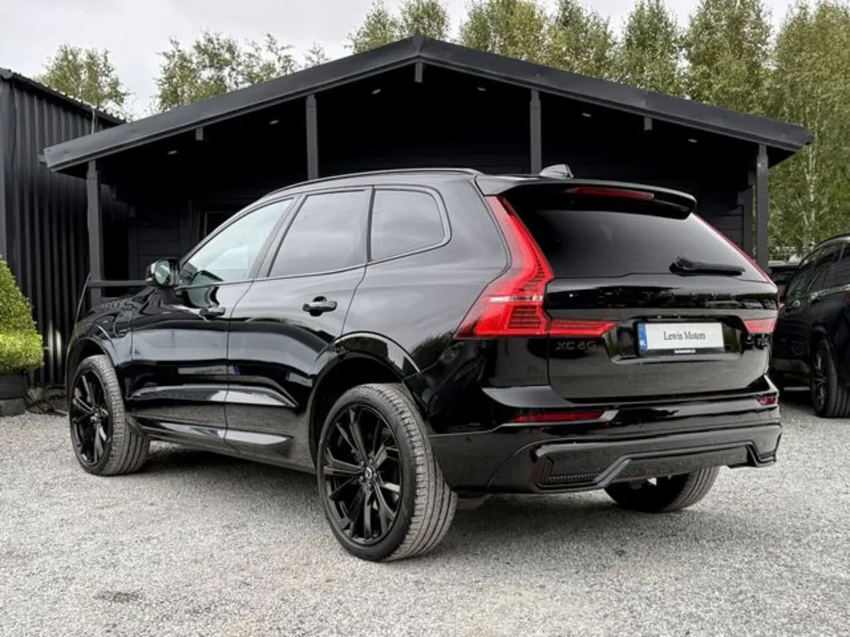 Volvo XC60 T8 Ultra Black Edition 455BHP - Image 4
